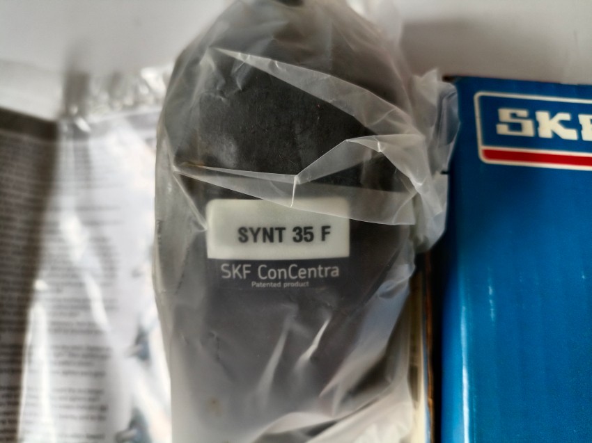 SKF /VOGEL/404-612 單錐卡套接頭